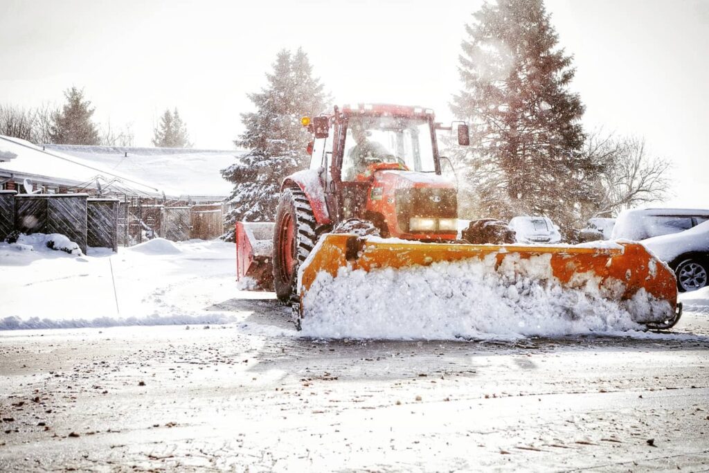 Ice Management for Commercial Properties: Deicing and Pre-Treatment That Works