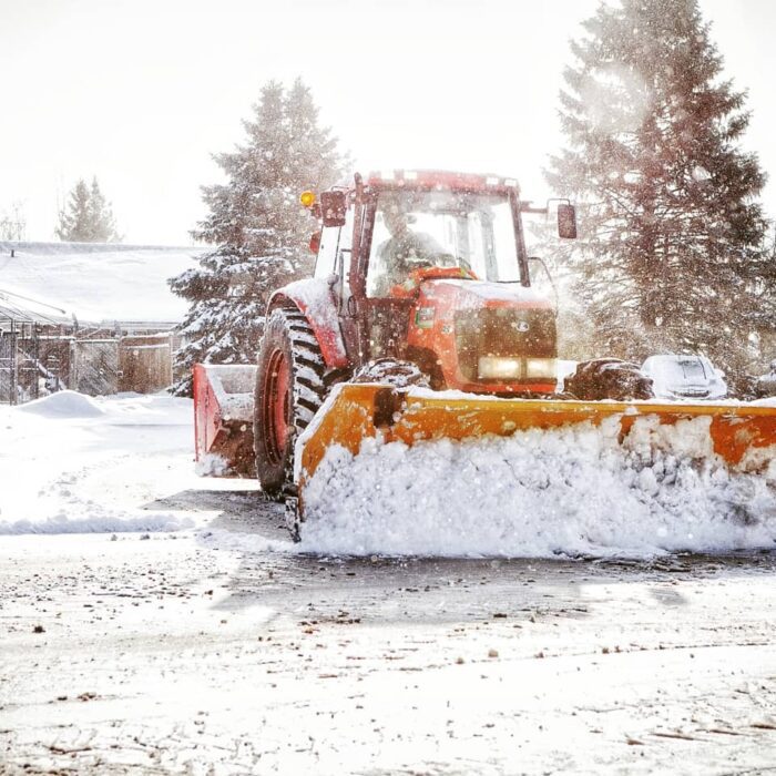 Ice Management for Commercial Properties: Deicing and Pre-Treatment That Works