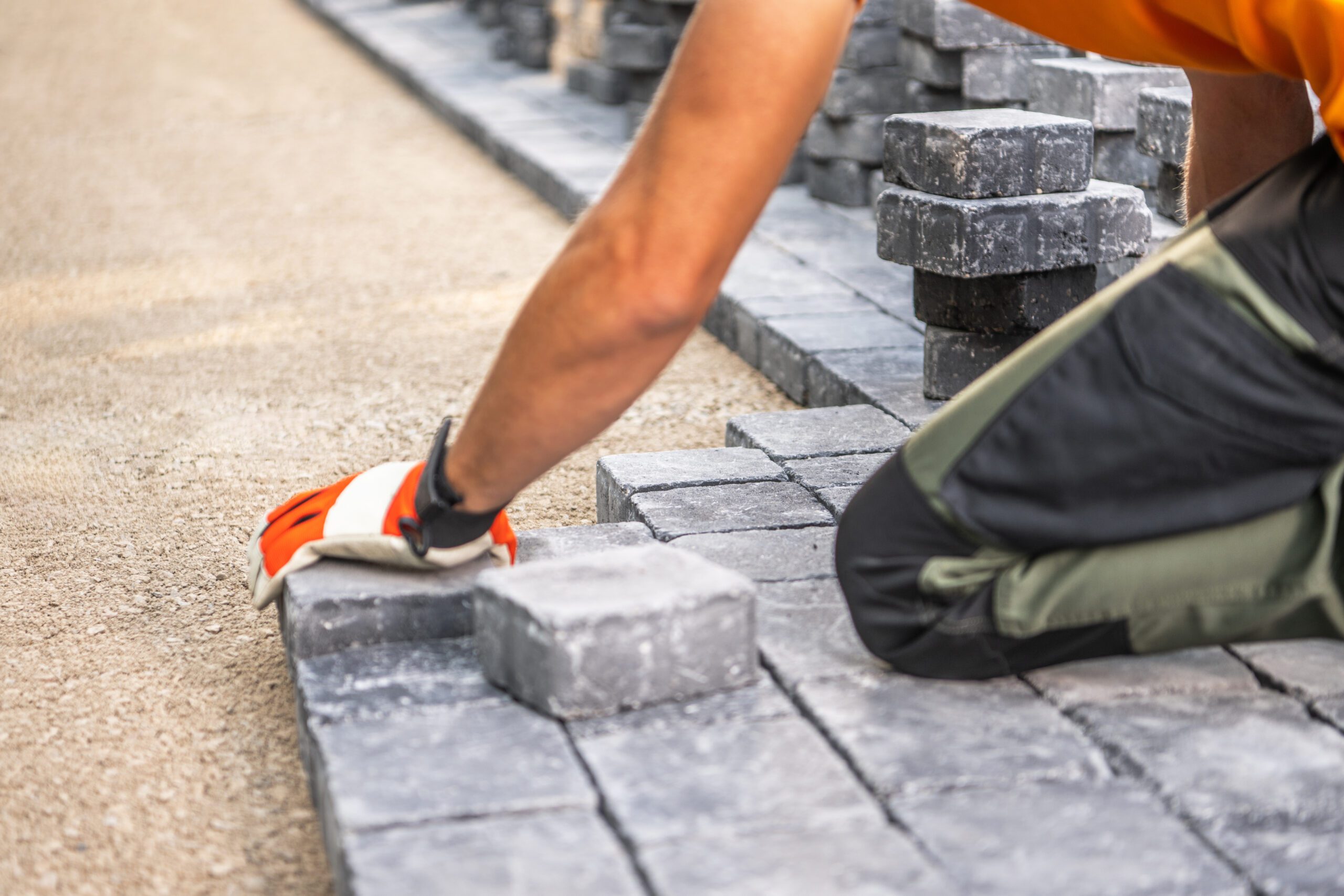 How to Choose Denver Hardscape Contractors Near You