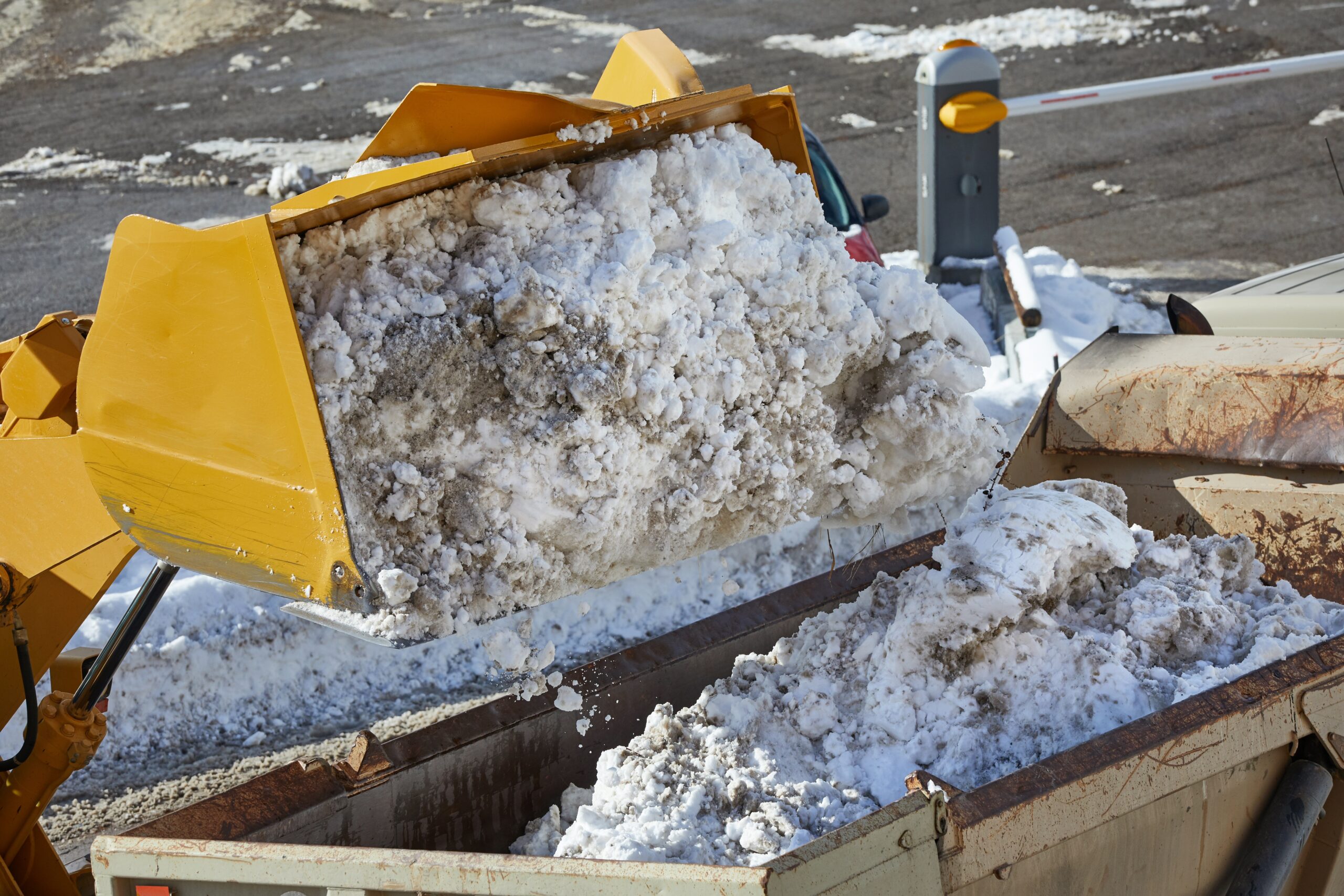 Snow Hauling and On-Site Stacking: Managing Large Snow Volumes in Denver